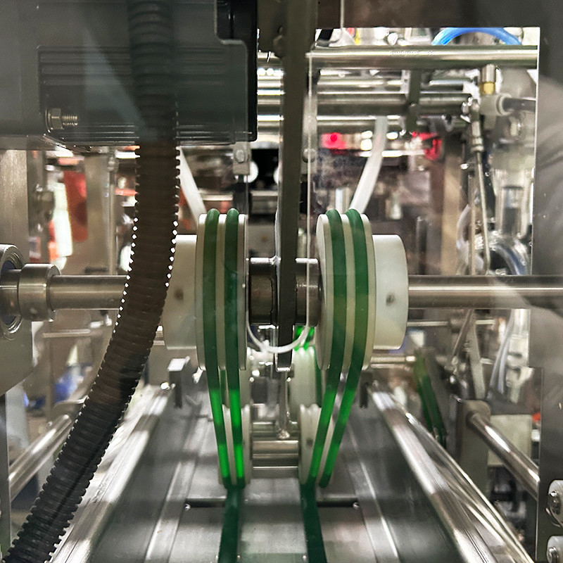 পপকর্ন চিকেন মাল্টি-ফাংশনাল অনিয়মিত আকারের ব্যাগিং মেশিন স্বয়ংক্রিয়ভাবে স্ট্যান্ড আপ পাউচ ফ্রোজেন পর্ক ডয়প্যাক প্যাকিং মেশিন