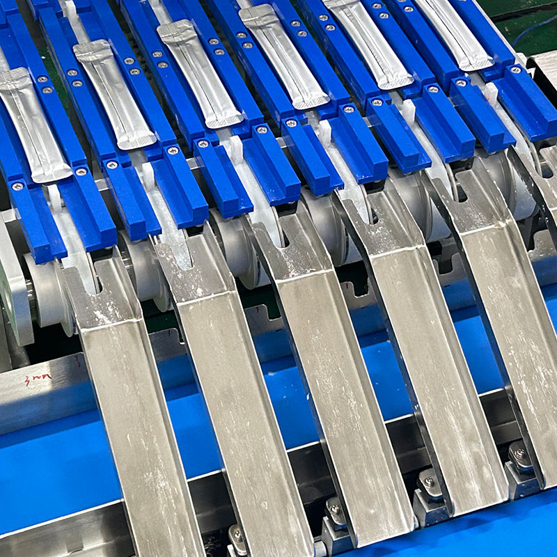 অটো মাল্টি লেন স্যাশে প্যাকিং মাল্টি লেন ট্র্যাক কেচাপ লিকুইড স্যাশে প্যাকেজিং মেশিন মাল্টি লেন মধু স্যাশে প্যাকিং মেশিন