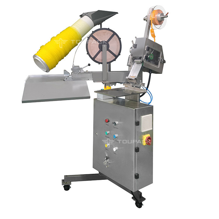 রসুন জাল ব্যাগ প্যাকিং মেশিন স্ট্যাপলস সহ সেমি অটো আদা জাল ব্যাগ ক্লিপিং প্যাকিং মেশিন